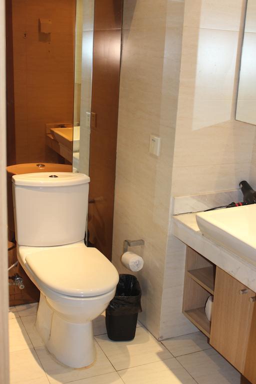 Ju Ya Hotel Xian Bagian luar foto